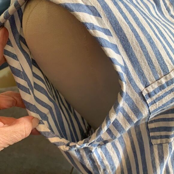 Size small sleeveless dress - Picture 2 of 10